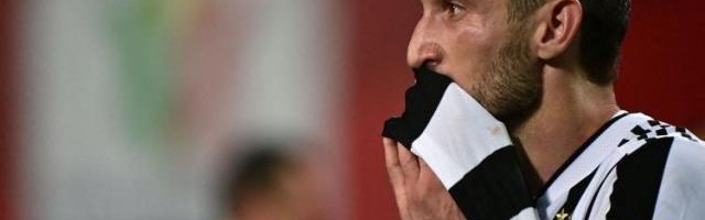 三亿体育官网-财务造假案基耶利尼交代：我在阿涅利家里签的减薪