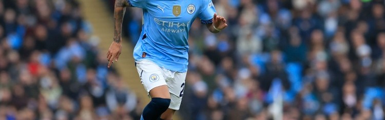 将战曼联！英媒：萨维尼奥、福登、格瓦迪奥尔等8人回归曼城训练