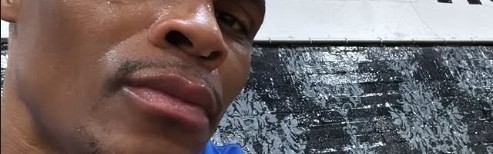 三亿真人-积极备战！威少社交媒体晒出训练后大汗照 表情桀骜！