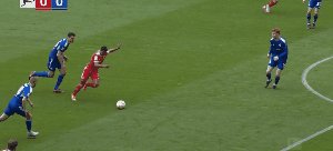 1683985075835084677.gif bay s04 1.gif